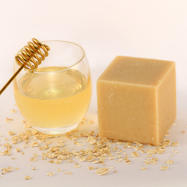 Savon miel et lait d'avoine et pot de miel